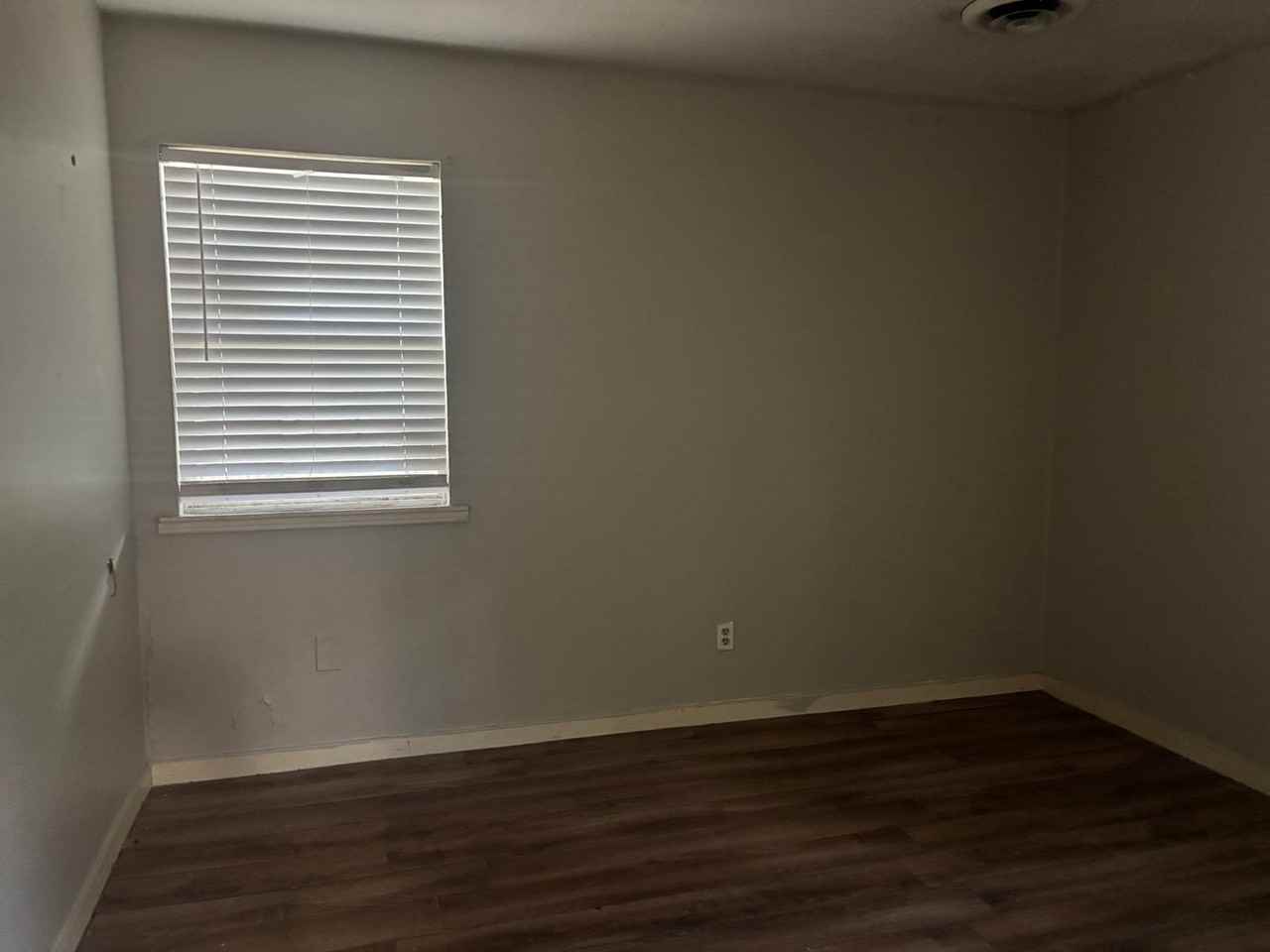 3148 Shirley Dr - Photo 7 of 8