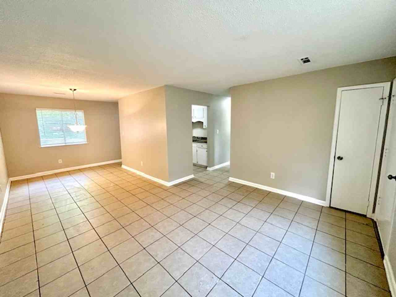 2417 Mount Vernon Rd Nw - Photo 5 of 16