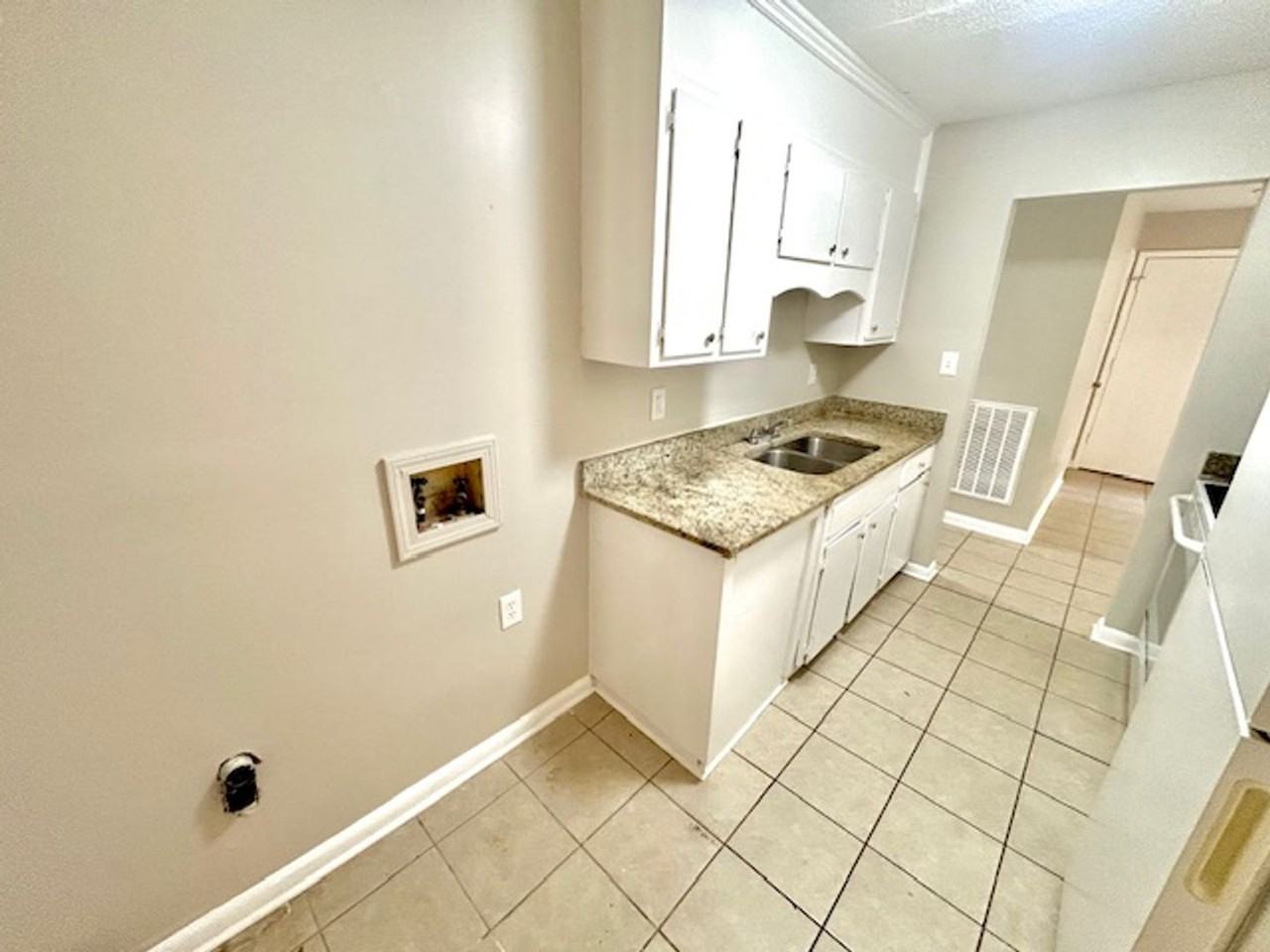 2417 Mount Vernon Rd Nw - Photo 7 of 16
