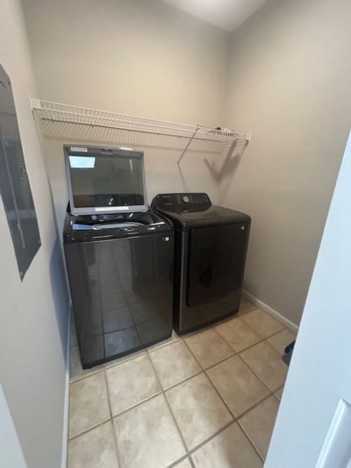 1704 Frederica Rd - Photo 6 of 14