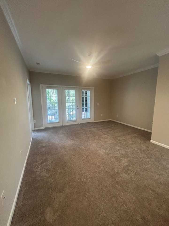 1704 Frederica Rd - Photo 7 of 14