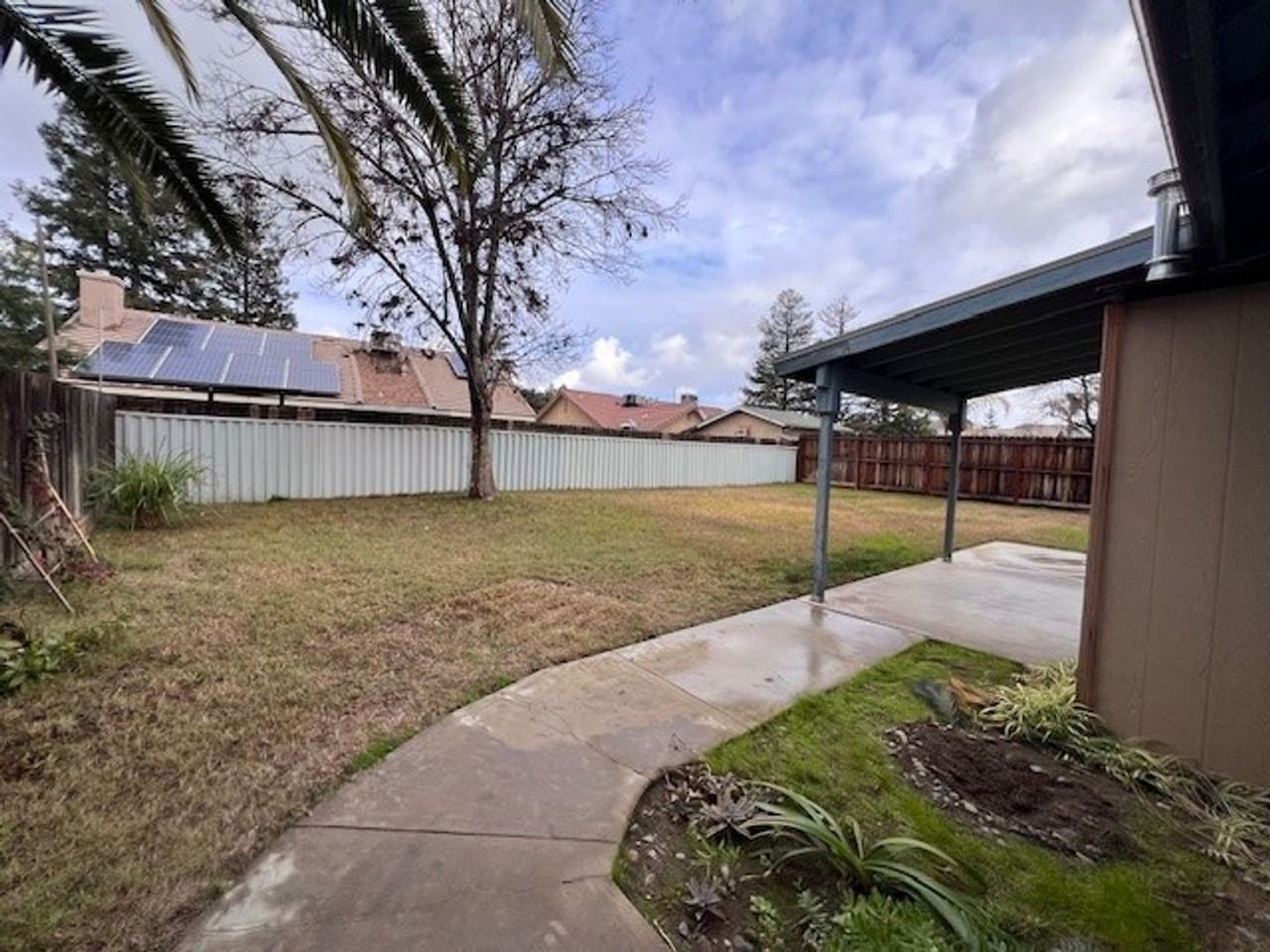 1874 E Bridger Ave - Photo 2 of 3