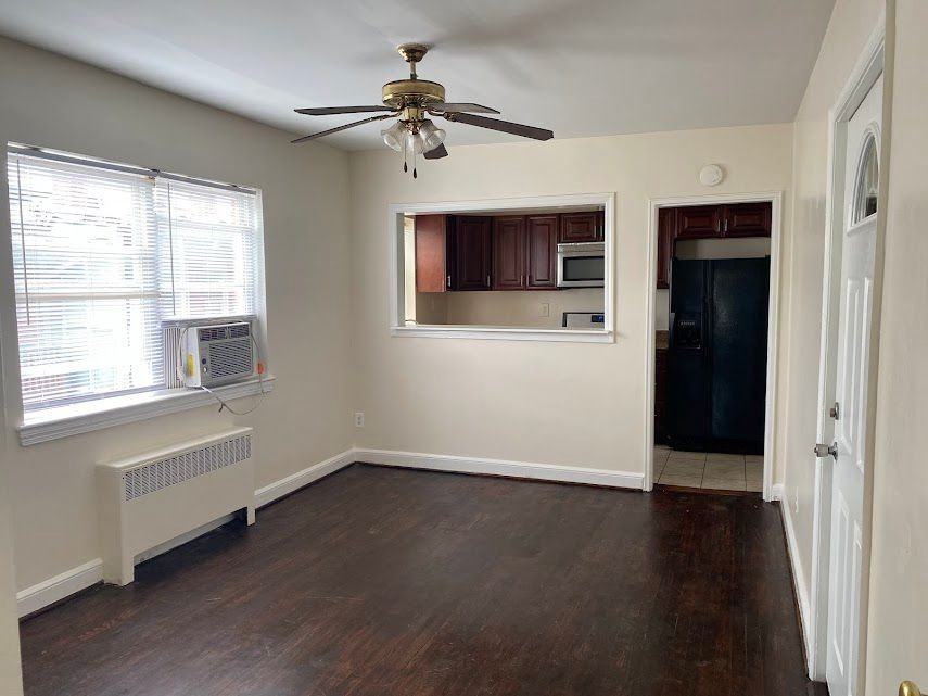 1023 Fairmont St Nw - Photo 2 of 12