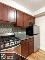 555 W Arlington Pl - Photo 1 of 1