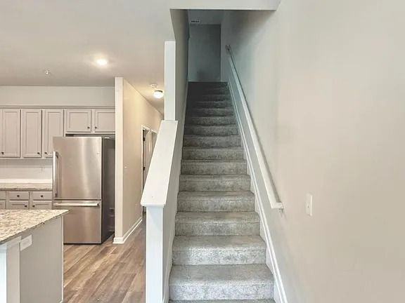 2890 Bayrose Cir - Photo 3 of 12