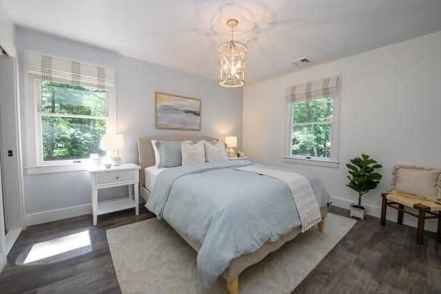 147 Hemlock Rd - Photo 5 of 8