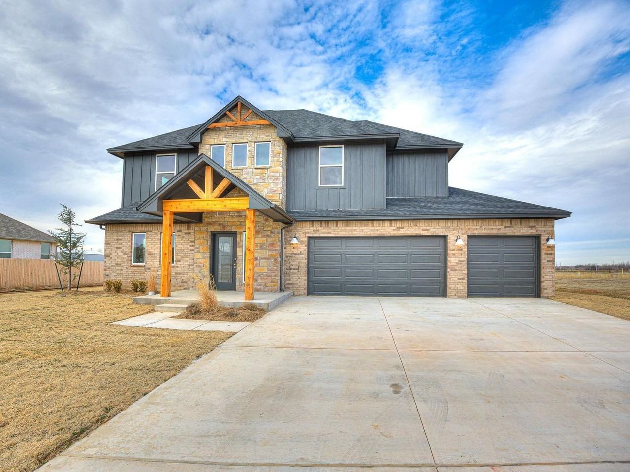 109 Carlow Way - Photo 3 of 50