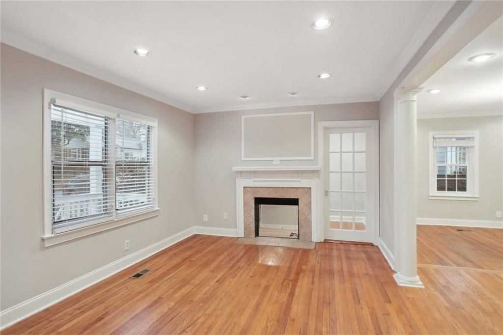 99 Bates Ave Ne - Photo 2 of 25