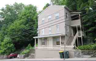 featured image of 3 Maple St #7