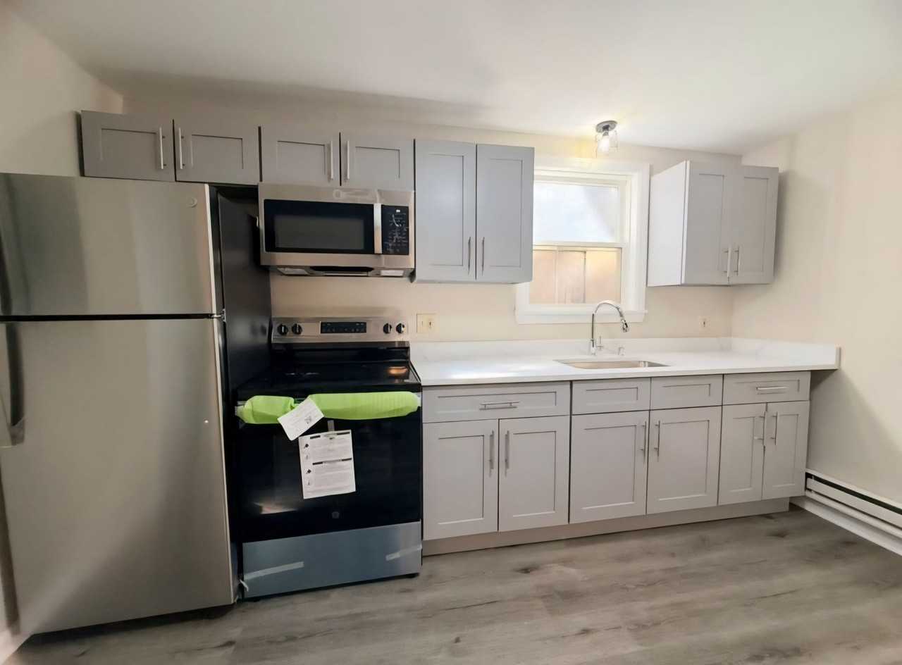 3 Maple St #7 - Photo 3 of 15