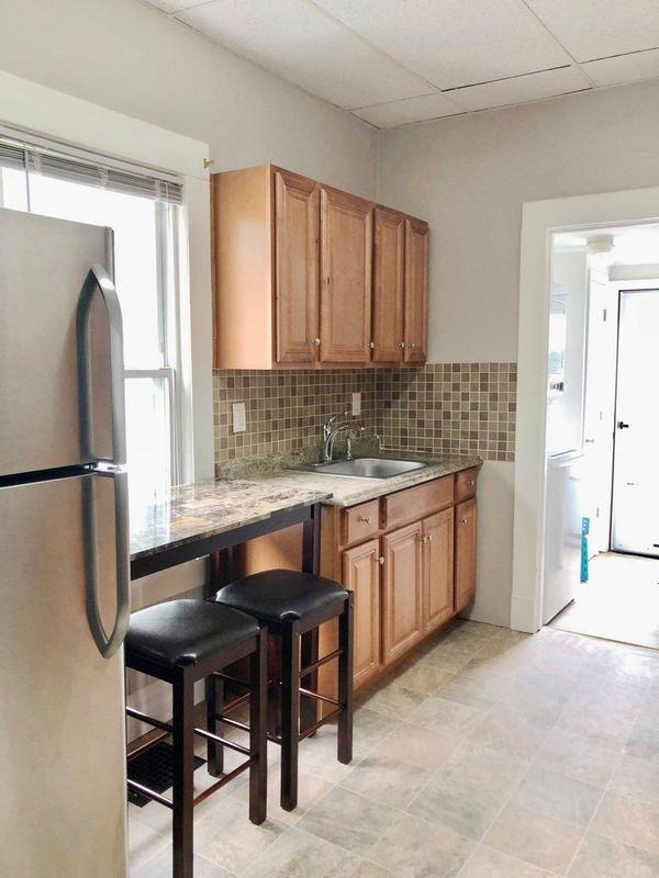 60 Oak St ##1 - Photo 2 of 6