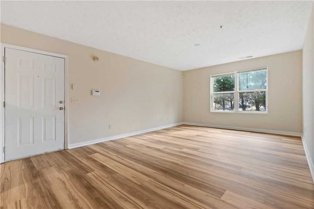 6104 Waldrop Pl - Photo 7 of 16
