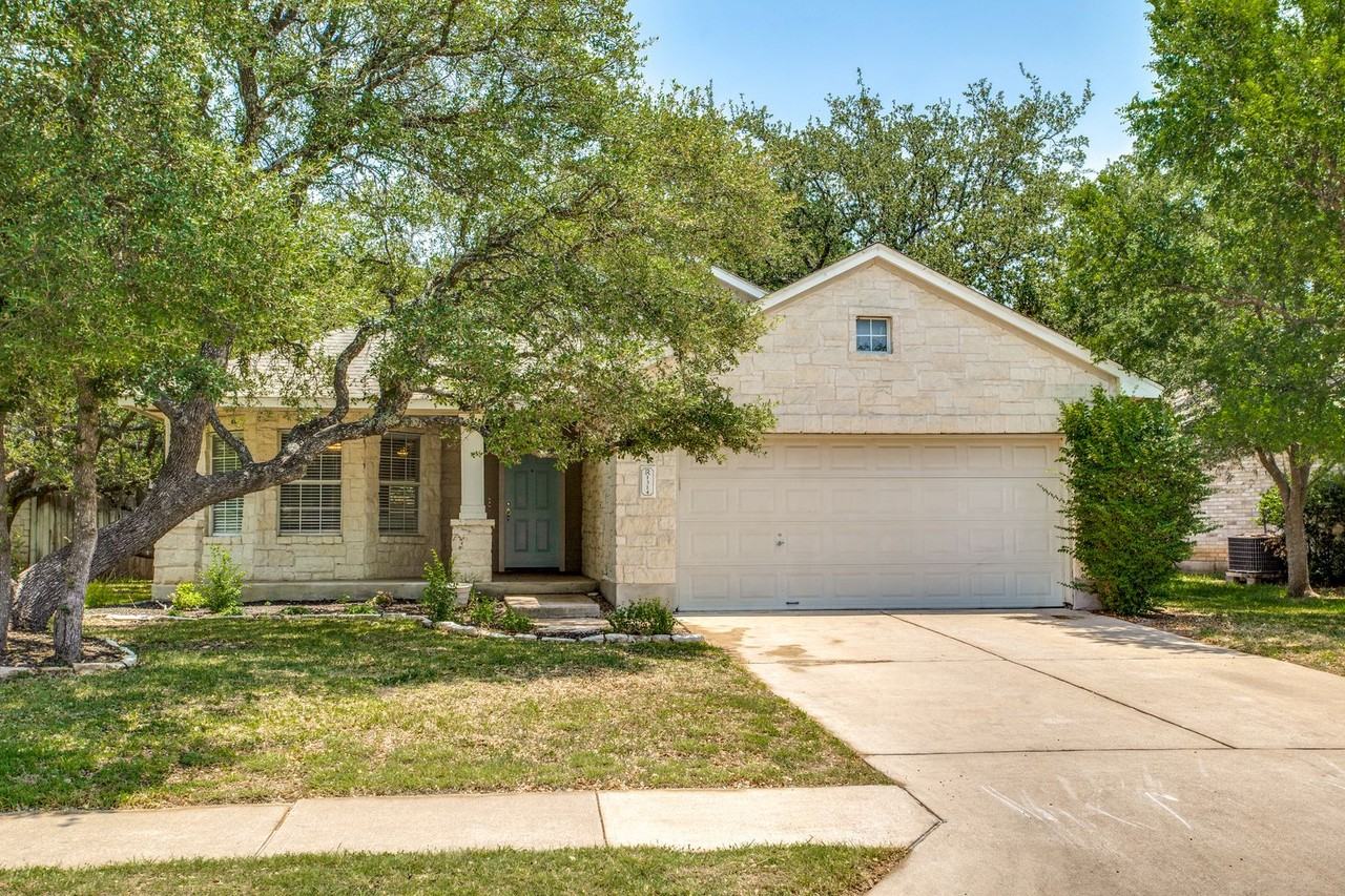 1314 Brighton Bend Ln - Photo 2 of 23