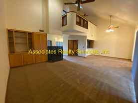 5416 Nw 9th Ln - Photo 1 of 1