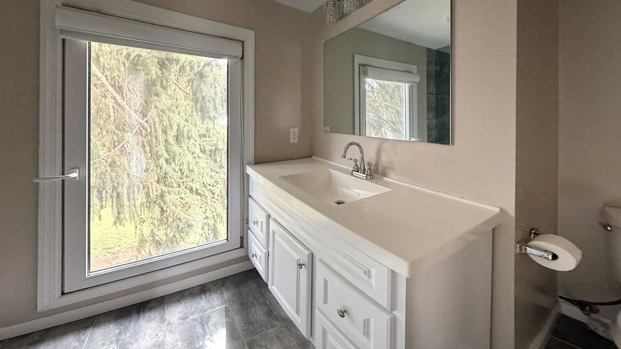 8008 Algon Ave - Photo 2 of 30