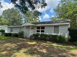 featured image of 1143 Lakewood Dr