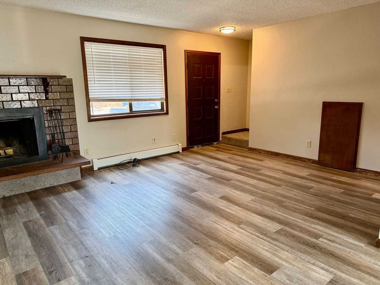 1624 Azalea Dr #2 - Photo 3 of 13