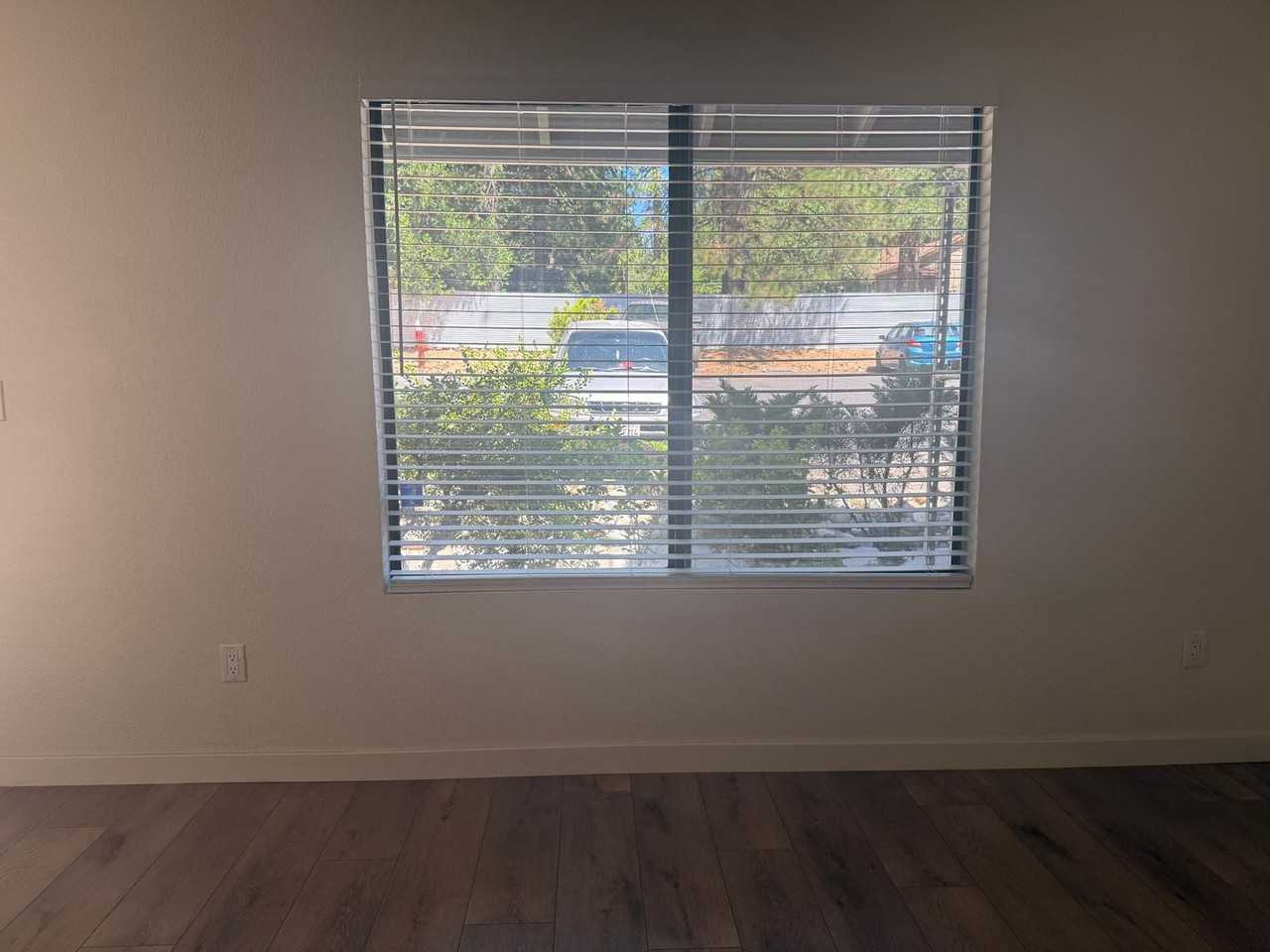 24790 Foresthill Rd - Photo 5 of 13