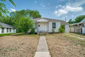 featured image of 2514 Waverly Ave