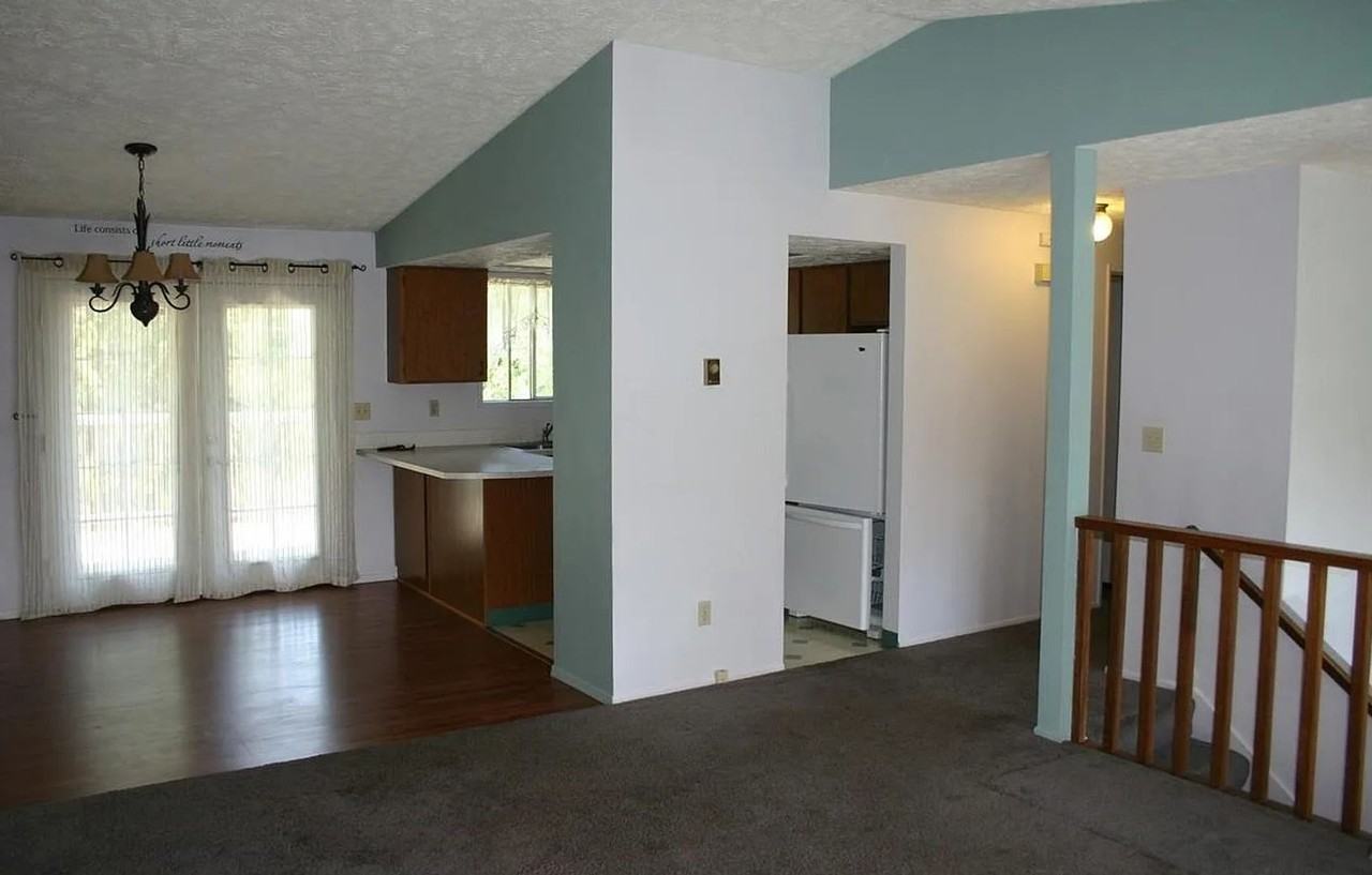 3003 E 15th Ave - Photo 2 of 3
