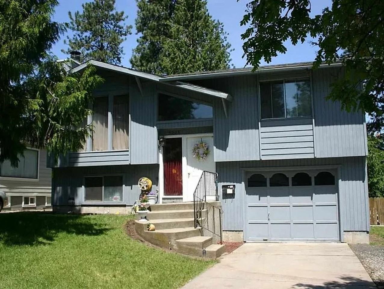 3003 E 15th Ave - Photo 3 of 3