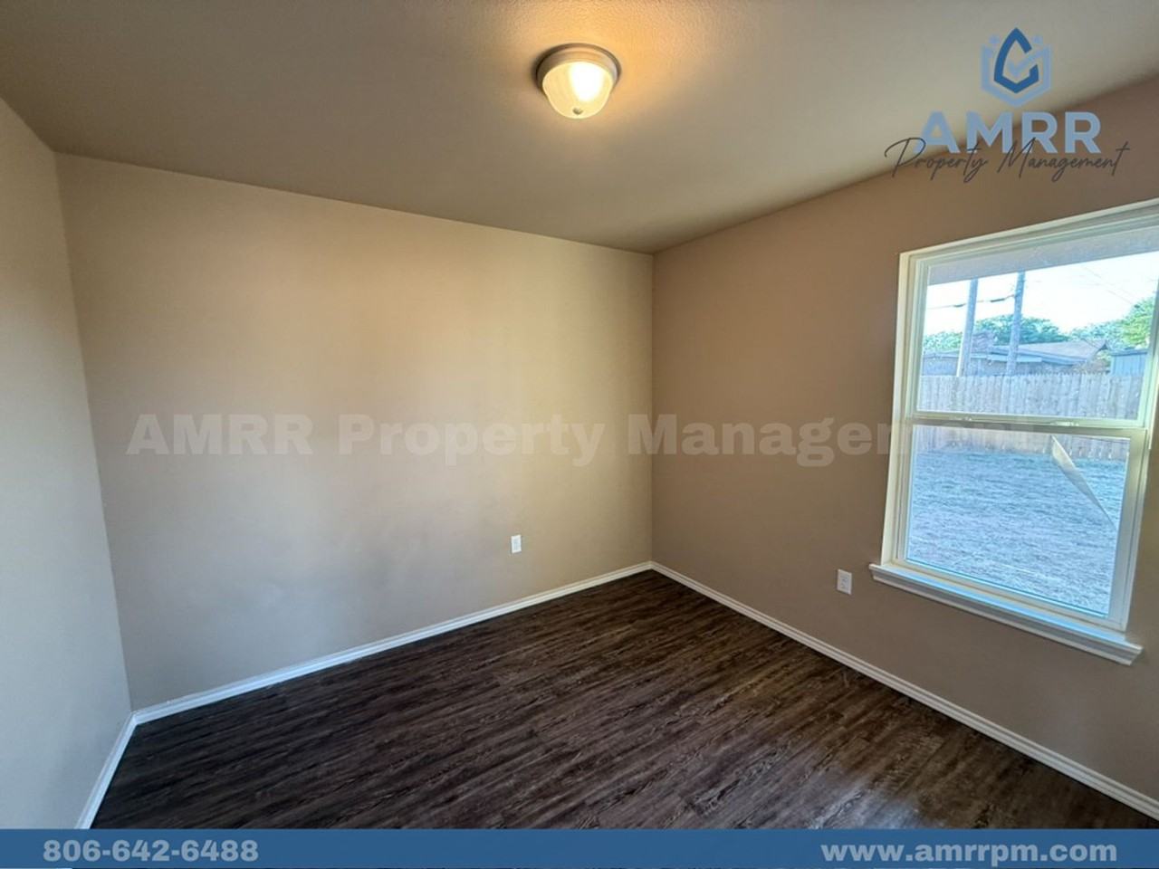 411 David Ave - Photo 5 of 9