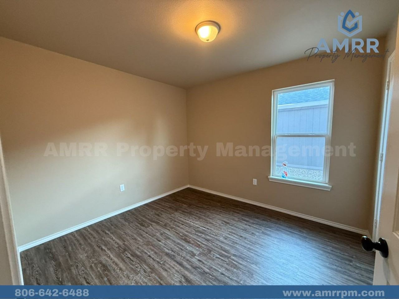 411 David Ave - Photo 7 of 9