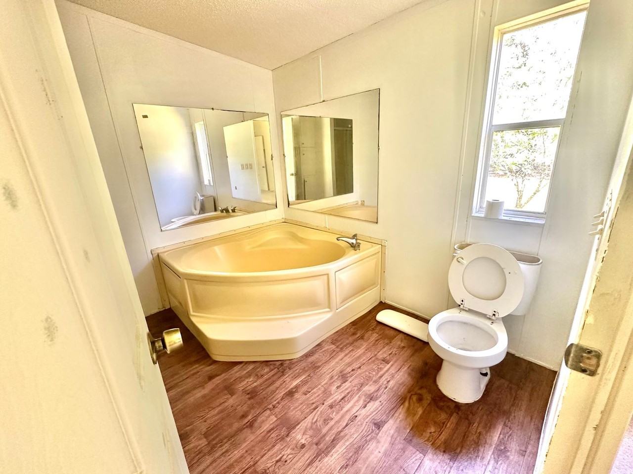 680 River Rd - Photo 6 of 13