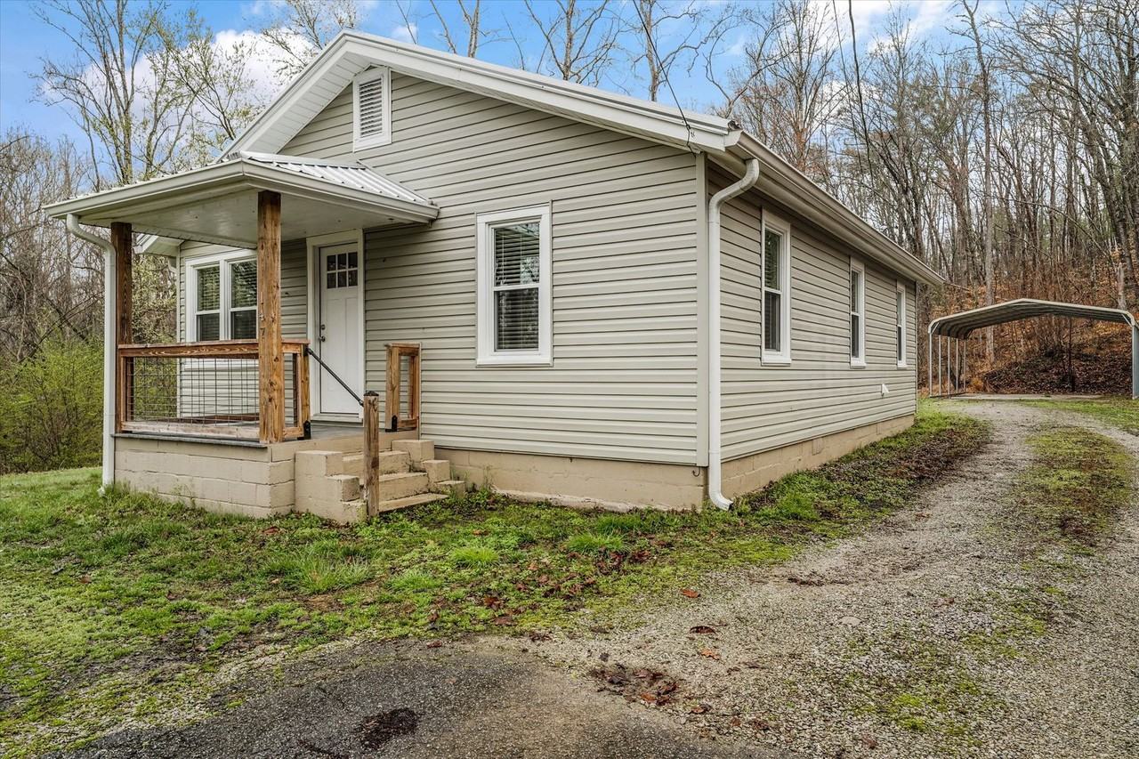147 Little Emory Rd - Photo 2 of 43