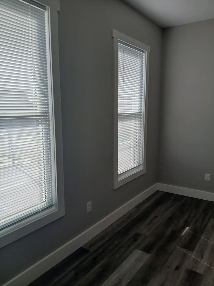 1815 1/2 Jackson St - Photo 3 of 17