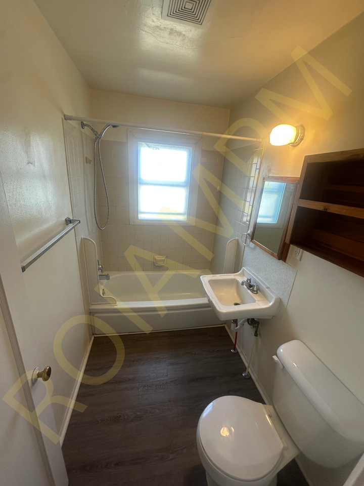1 Bed / 1 Bath Duplex for Rent – $1,000/Month - Photo 6 of 6