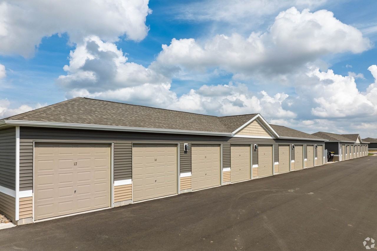 Hickory Grove Apartments (C) - Photo 4 of 24