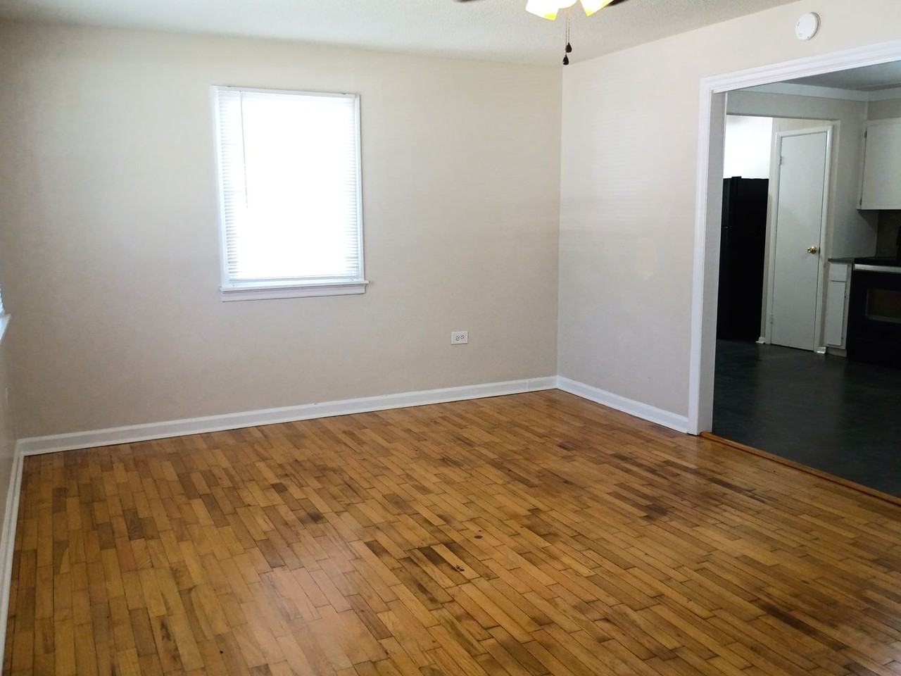 814 Kennedy St - Photo 5 of 13