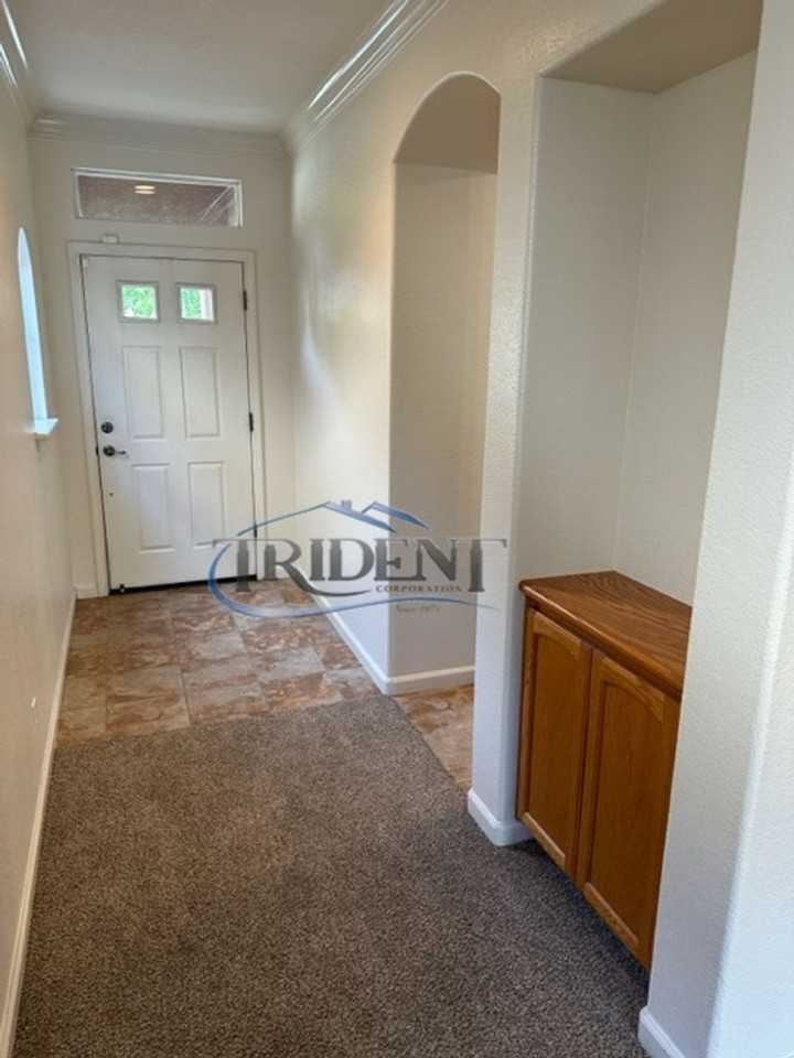 2781 San Niccolo Dr - Photo 3 of 32