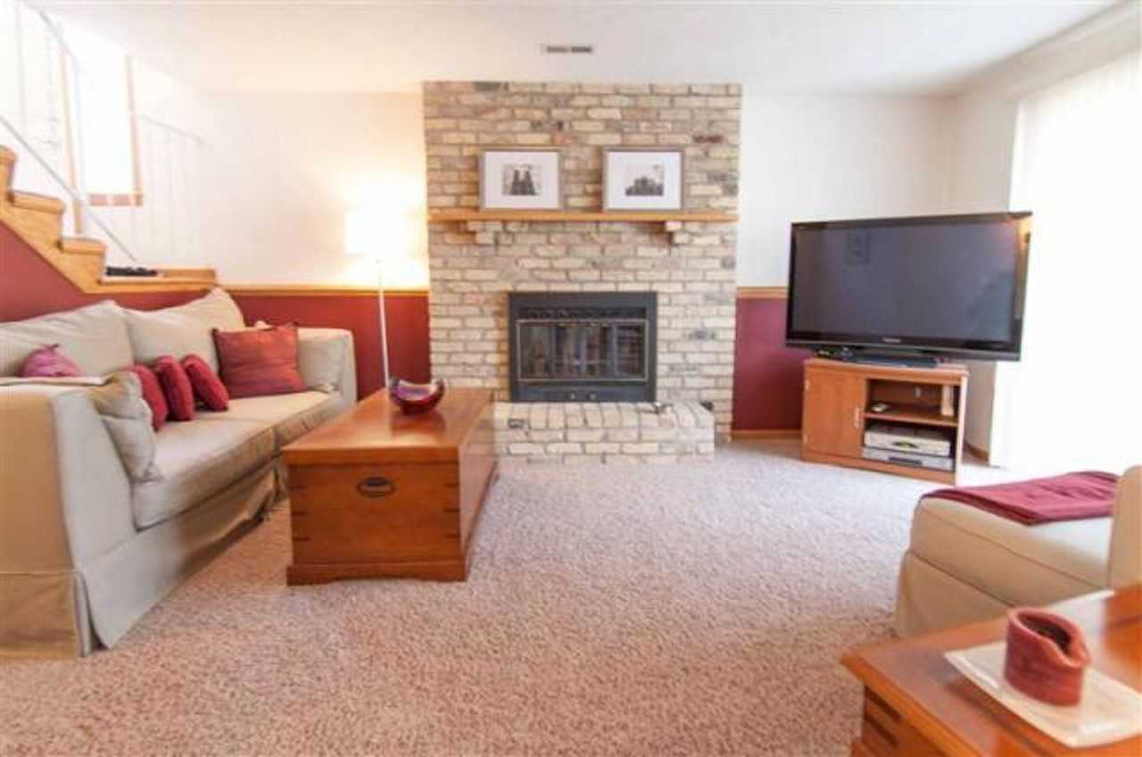 10435 Decatur Cir - Photo 2 of 16