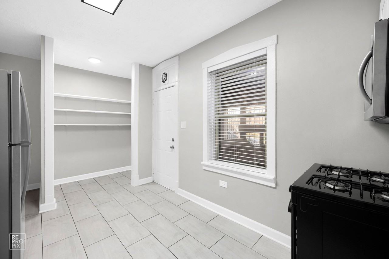 647 N Mayfield - Photo 7 of 17