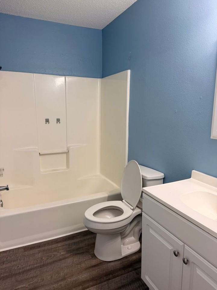 6321 Lenawee St #D4 - Photo 7 of 7