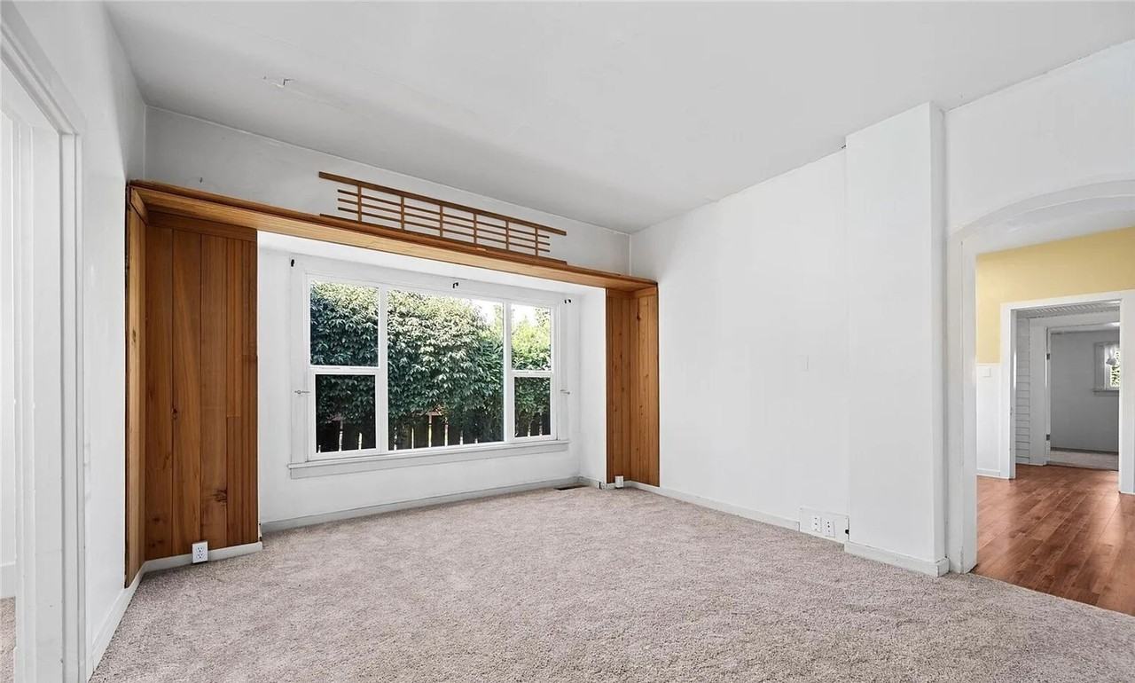 1502 E Maplewood Ave - Photo 6 of 29