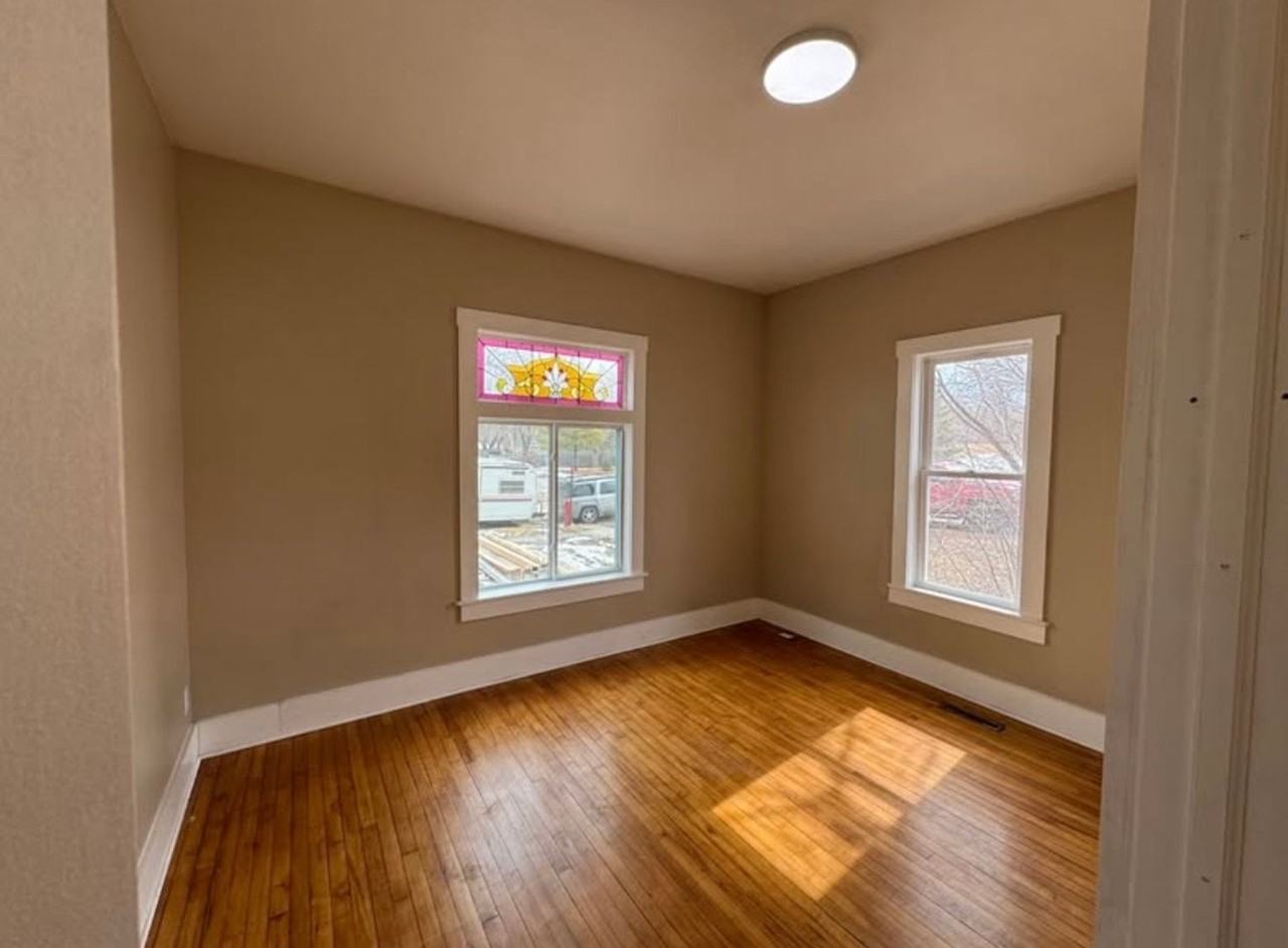728 S Ash St - Photo 6 of 9