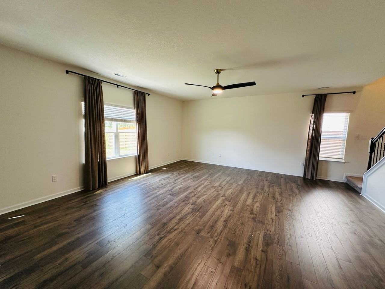 326 Creek Bridge Way - Photo 5 of 9