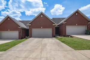 featured image of 114 Twin Lakes Dr