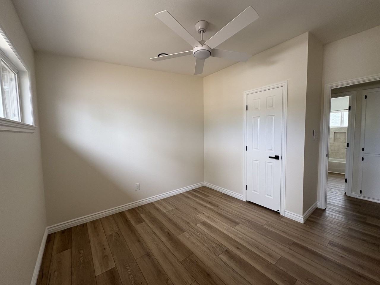 3512 Luna Ave - Photo 6 of 9