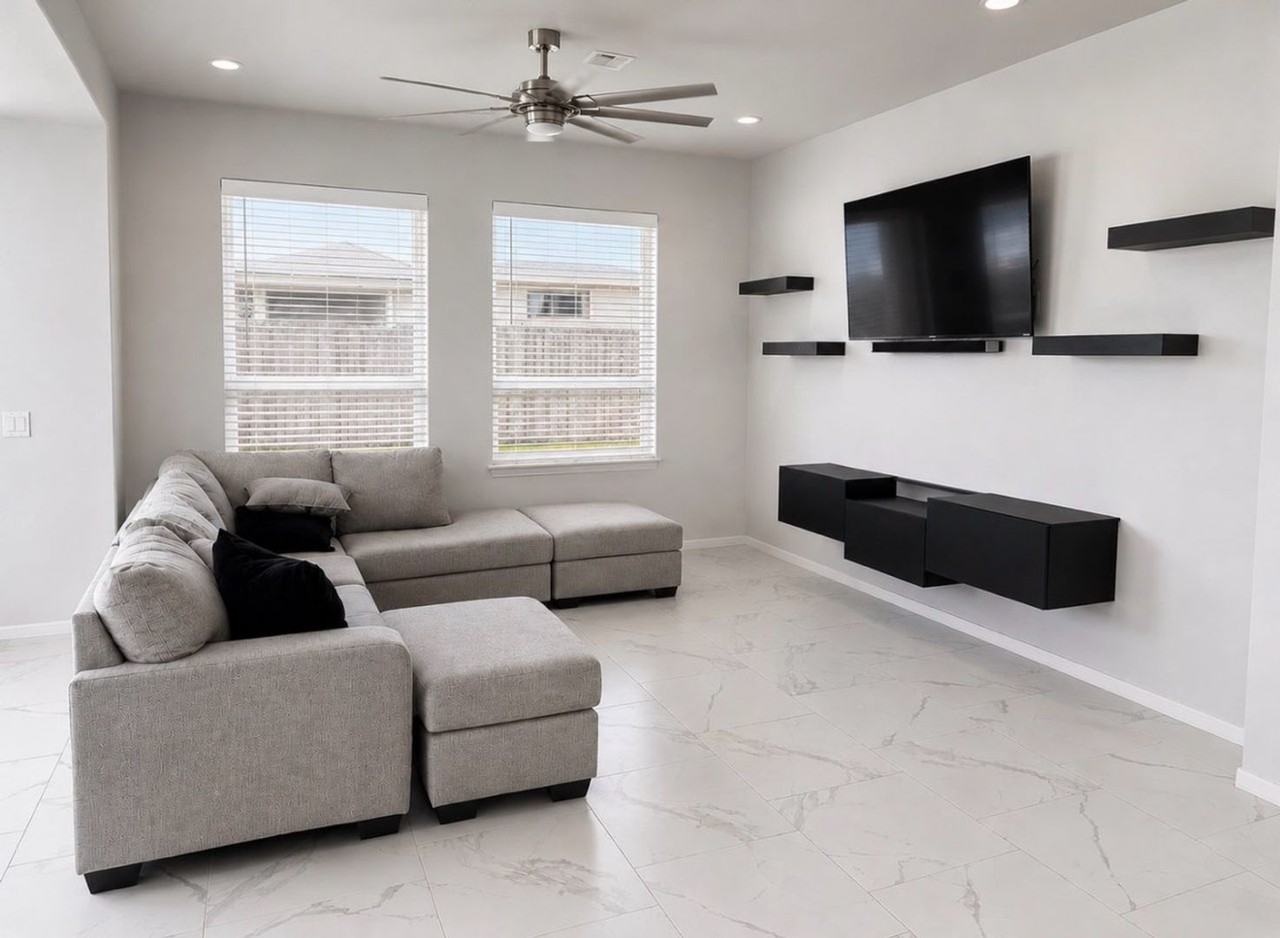 1088 Bronze Hill Ave - Photo 3 of 8