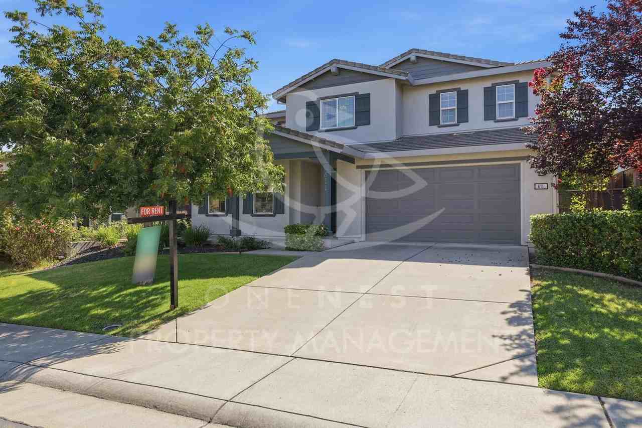 611 Open Range Ln - Photo 2 of 28