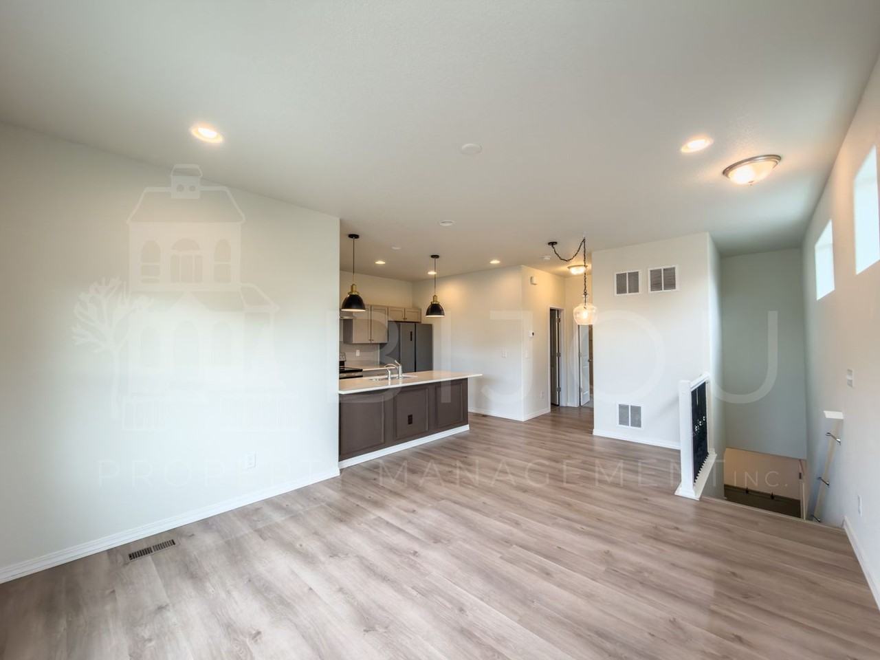 4519 Samaritan Loop - Photo 6 of 17