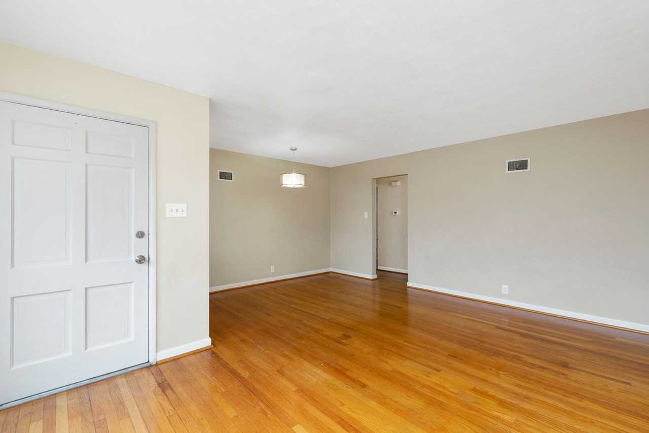 9518 Arban Dr - Photo 3 of 14