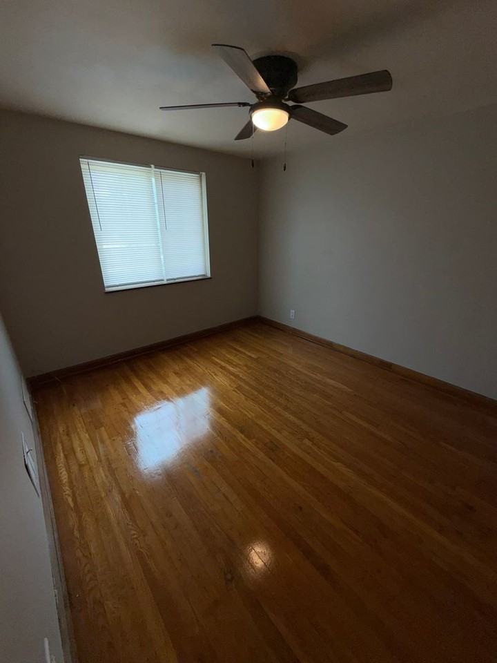 108 N Huron Ave - Photo 4 of 13
