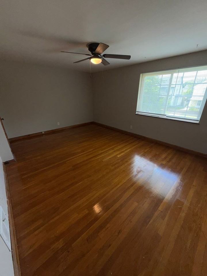108 N Huron Ave - Photo 7 of 13