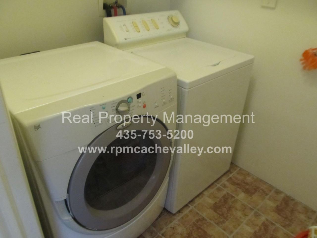 21 Somerset Pl - Photo 5 of 8