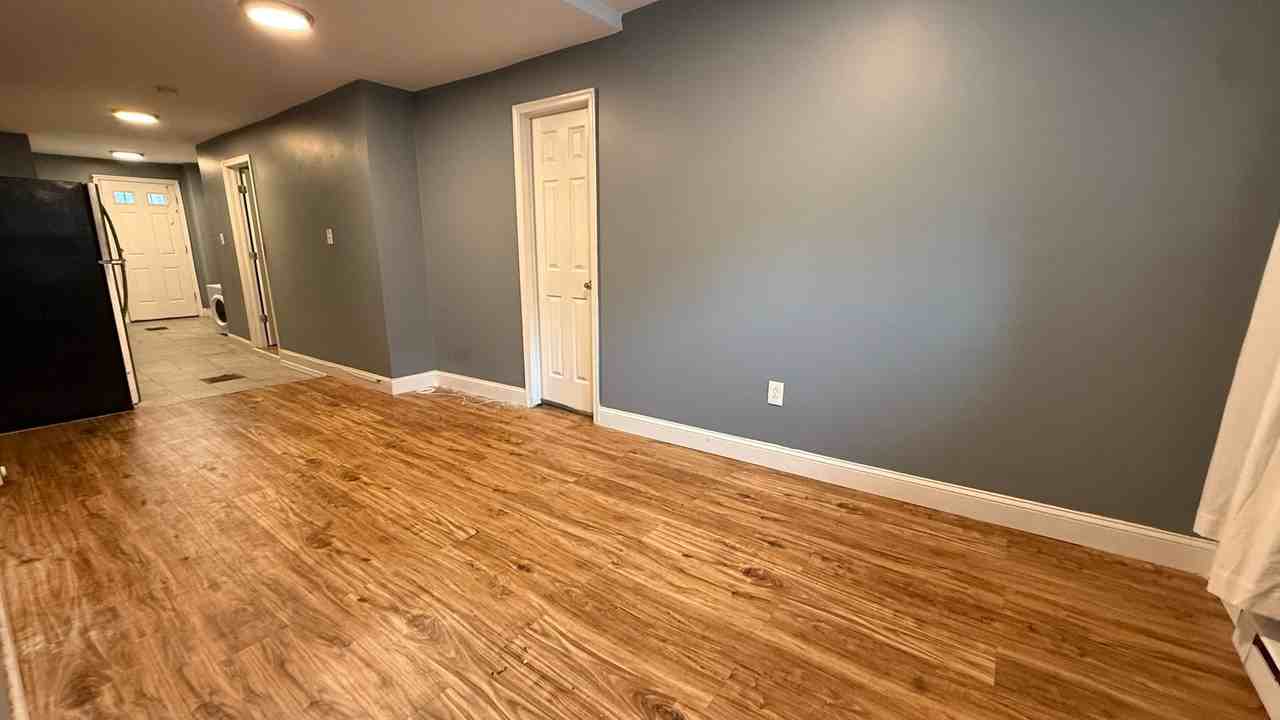 5115 Lebanon Ave - Photo 3 of 10